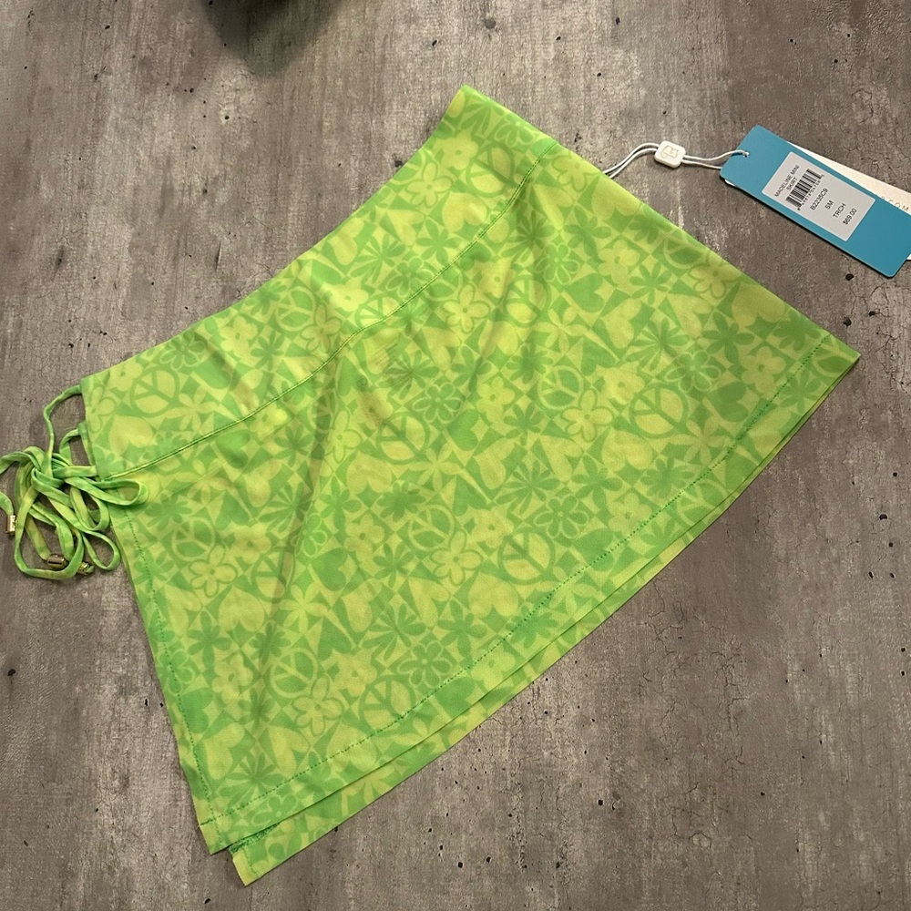Beach Bunny Madeline Mini Skirt Sarong Size Small NWT